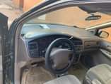 A picture of Toyota Sienna 2001 model for sale Sound engine and gear