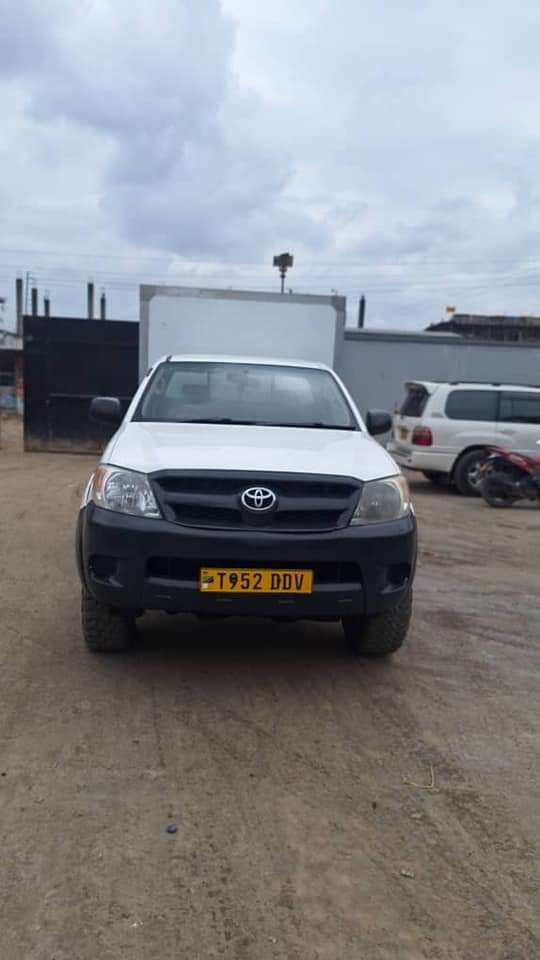 A picture of Toyota hilux pick up
