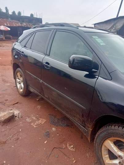 A picture of Rx330 for sale Pure first body Engine Untampered Gear perfect