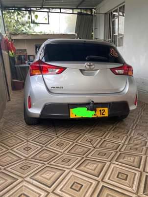 toyota auris