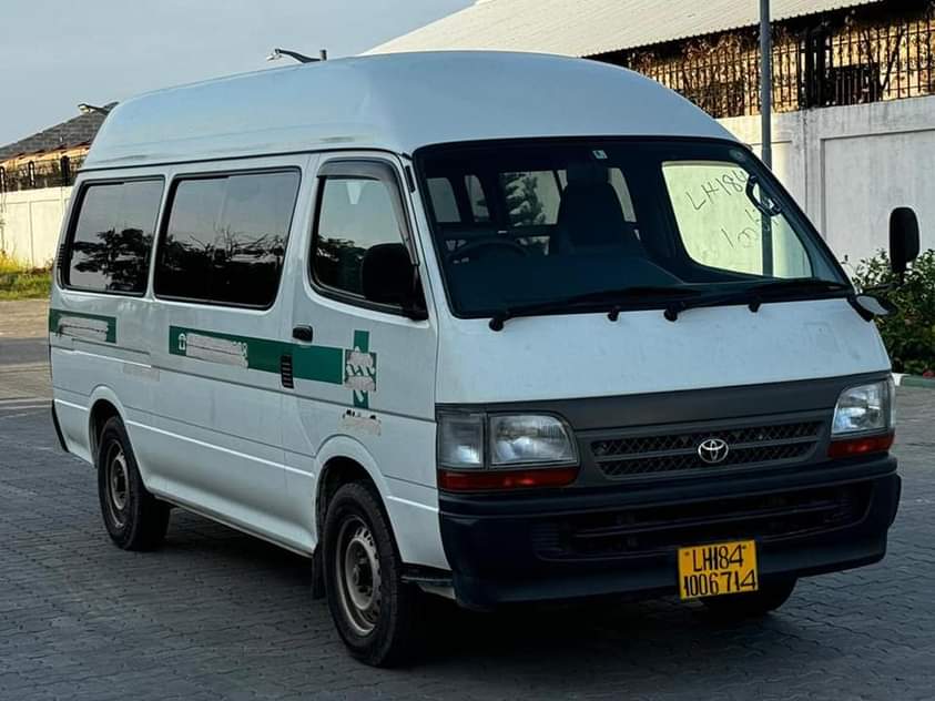 A picture of 2001 TOYOTA HIACE TSHS 49.8M PLUS USAJILI