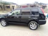 A picture of Nissan x trail