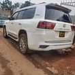 A picture of V8 VX R DIESEL 300M