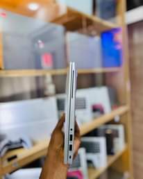 A picture of Hp Elitebook 830 G7 0758840296
