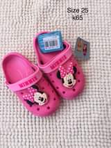 crocs