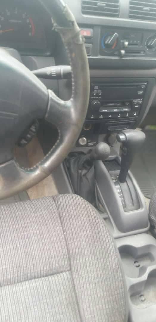 A picture of 2002 Nissan frontier