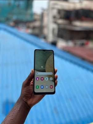 A picture of Samsung A12