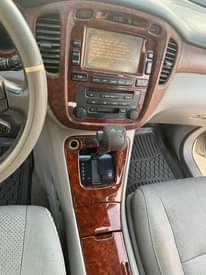 A picture of SUPER CLEAN REG 2007 TOYOTA HIGHLANDER PURE FIRST BODY 3