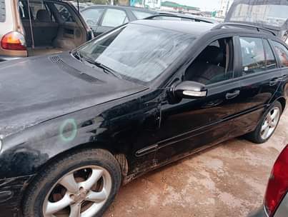 A picture of Mercedes c180