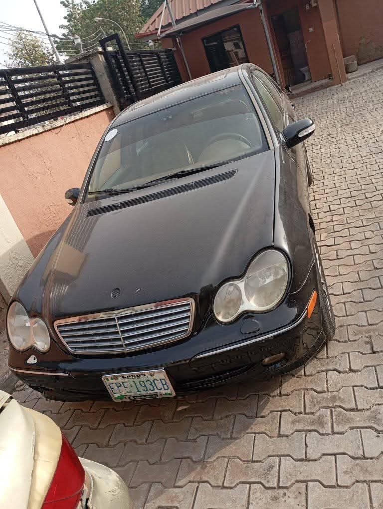 A picture of 2005 Mercedes Benz c230