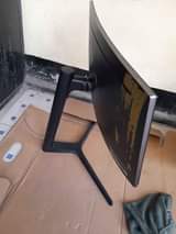 A picture of Samsung full HD QLED curved 24 inches 0656509931