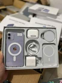 A picture of Iphone 11 original 128gb