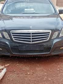 A picture of 2011E350