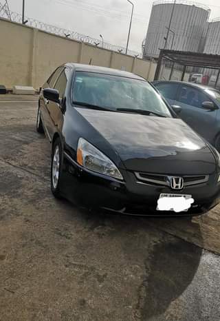 A picture of Honda accord 2005