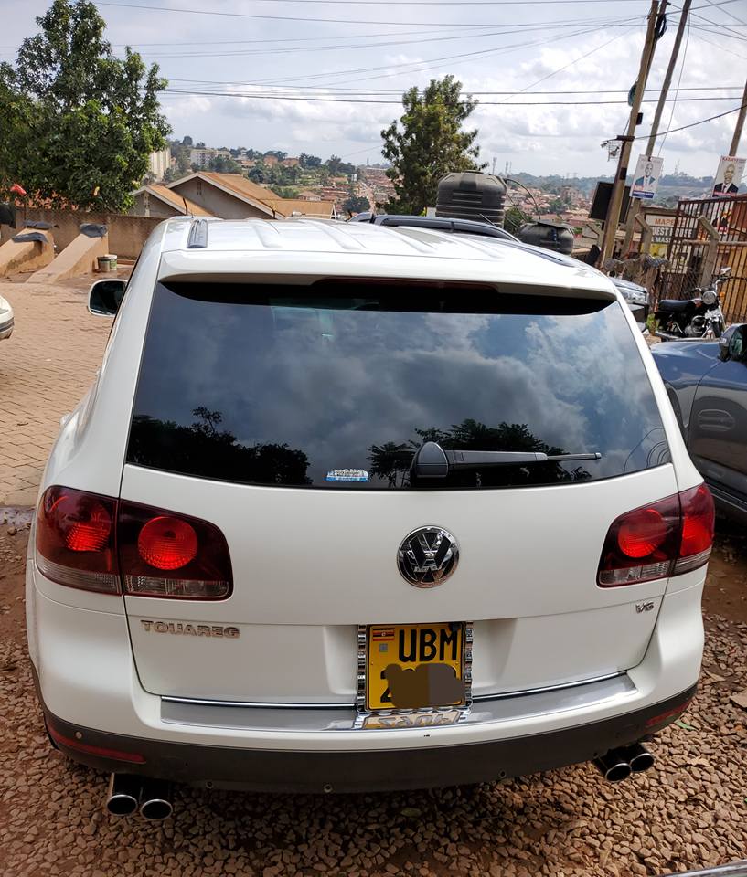 A picture of VW Touareg on quick sale at 31m Ugx