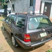 A picture of golf3 wagon first body car Nigeria used standard everything is