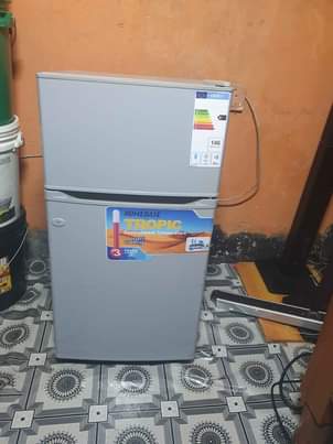 A picture of Nauza fridge nzuri homebase lK 265