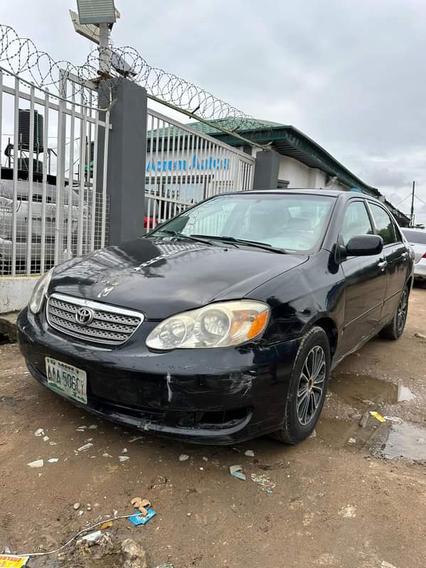 A picture of Any luck dealer Tomorrow morning deal 06 Toyota Corolla Le