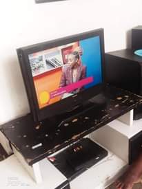 A picture of Tv ndogo inc 19 bei 90