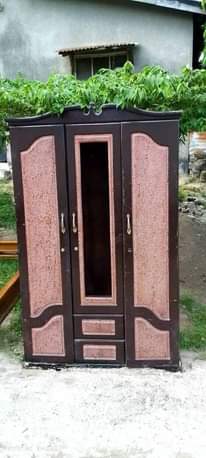 A picture of USED ITEMS DAR ES SALAAM 0692018770