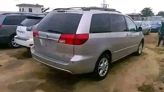 A picture of TOKUNBO TOYOTA SIENNA YEAR MODEL 2008 TRANSMISSION Automatic CONDITION Buy