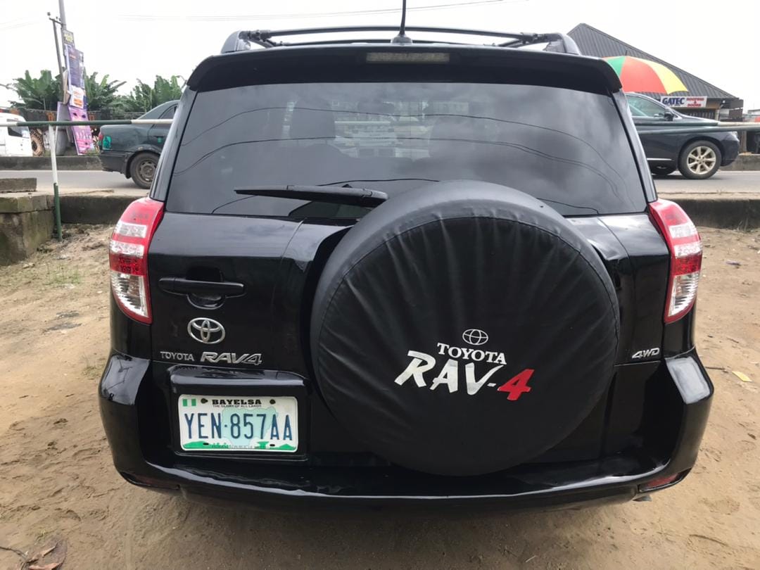 A picture of Toyota RAV4