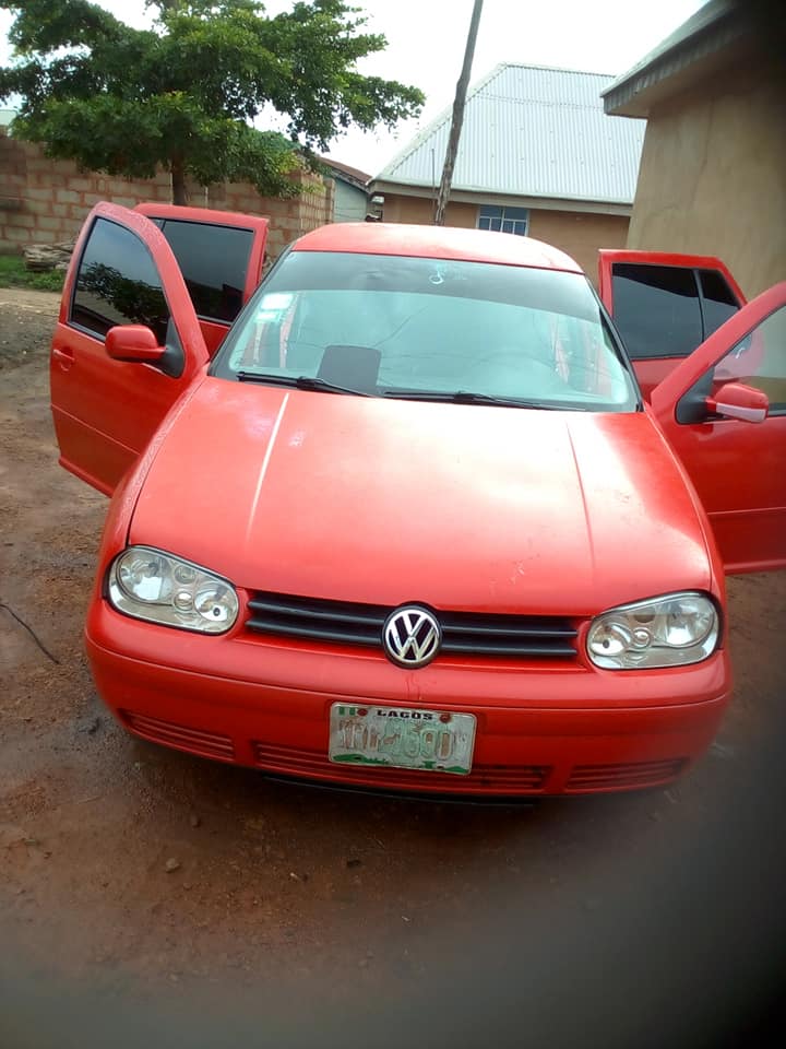 A picture of Car