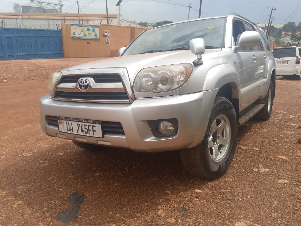 A picture of Toyota Surf Petrol Engine For Sale 0787181703 0704482571 Call Whatsapp