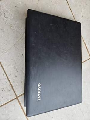 A picture of LAPTOP Lenovo