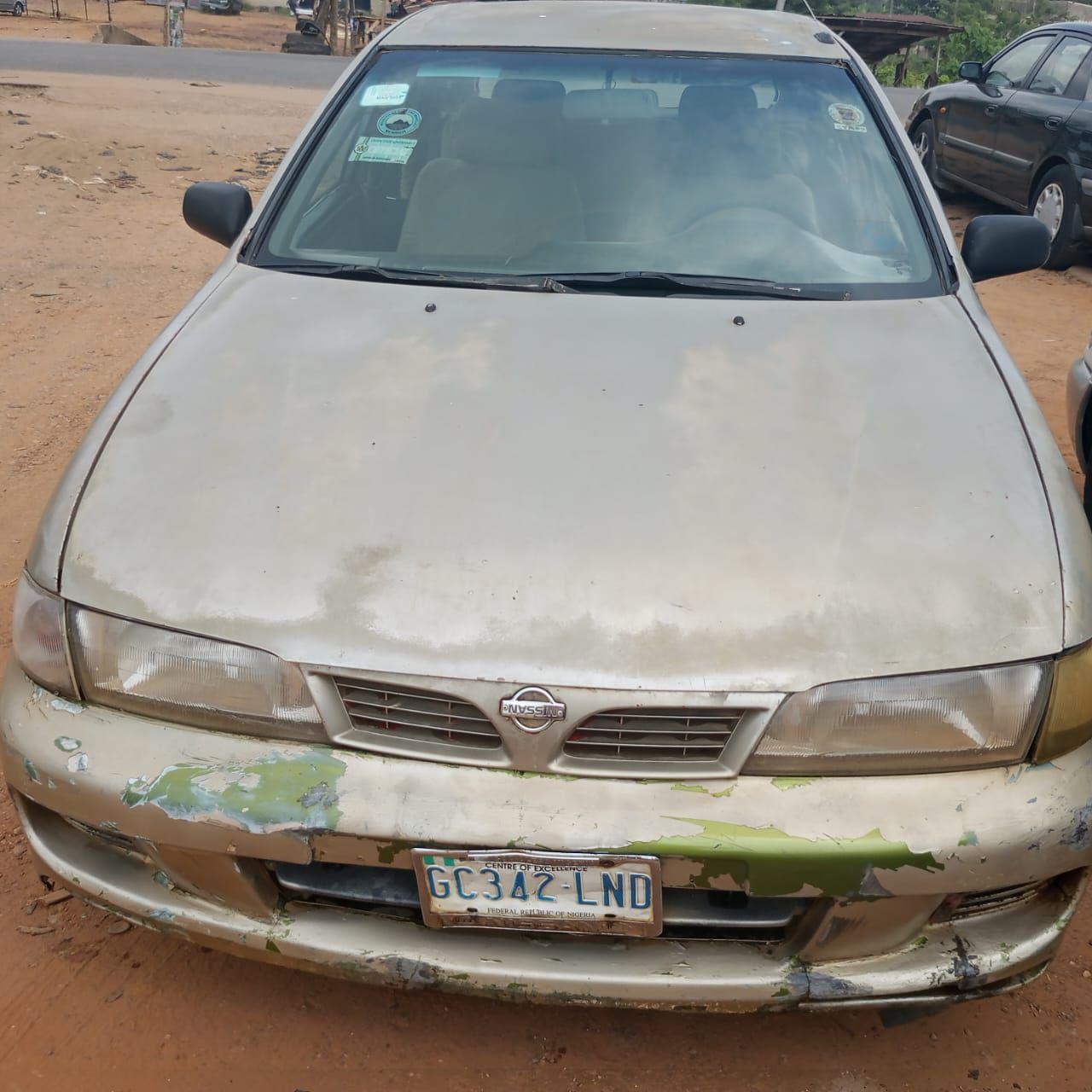 A picture of 2005 Nissan almera