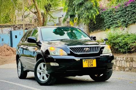 A picture of TOYOTA HARRIE ON SELL 0678402797 TSH 32 000 000