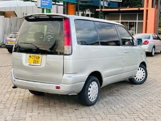 A picture of Noah SR40 Mwanza mjini 1990 cc Million 10 8 Engine