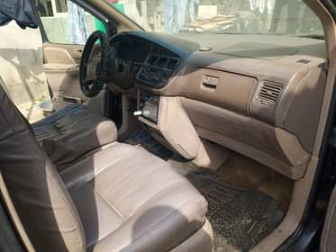 A picture of NEATLY USED 2001 MODEL TOYOTA SIENNA Absolutely nothing to fix