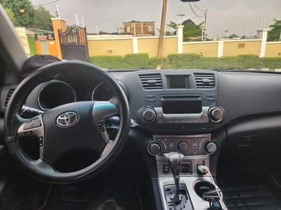 A picture of EMMACO AUTOS