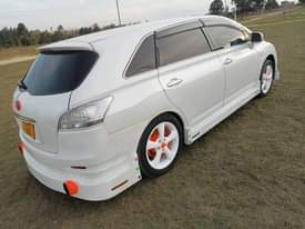 A picture of 2010 Toyota Mark x zio Pearl