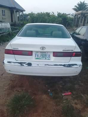 A picture of Toyota Camry tiny light 4plugs Alloy rims Everything works perfectly