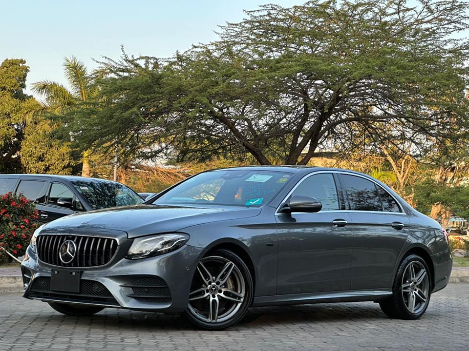 A picture of MERCEDES BENZ E CLASS