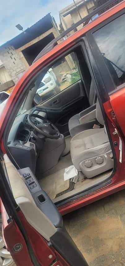 A picture of 2003 Toyota highlander