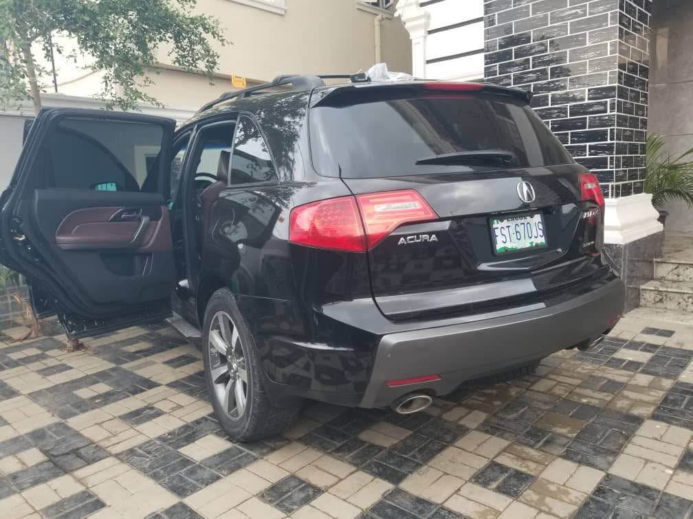 A picture of Clean like new barely used 2008 Acura MDX Just buy