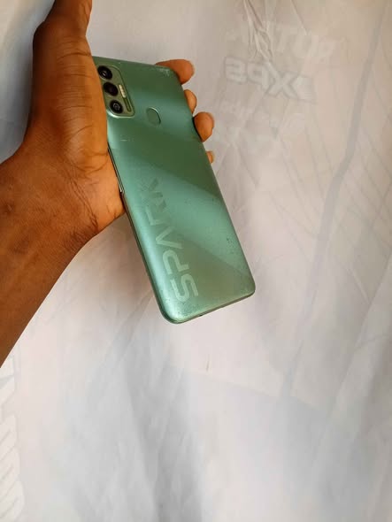 A picture of TECNO spark 7