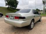 A picture of 2002 Toyota Camry Lite