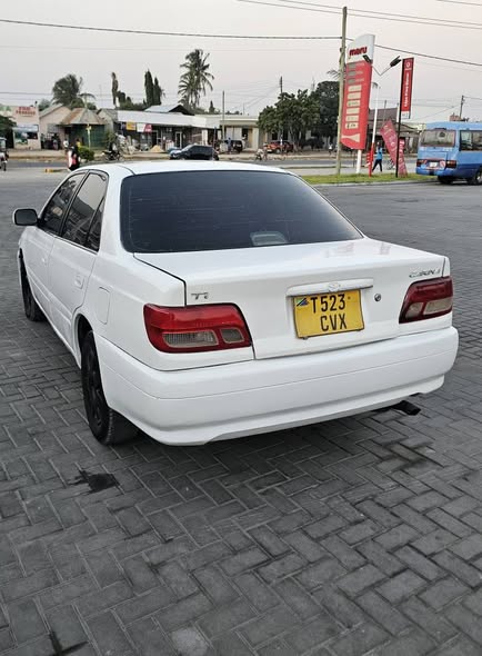 A picture of Toyota carina t i ml 6 6