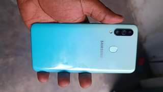 A picture of Samsung A60