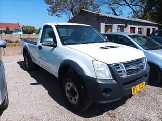 classifieds/cars isuzu