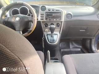 A picture of 2004 Toyota Matrix 08069525376