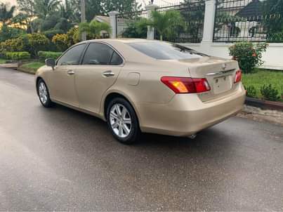 A picture of Super clean First body Toks standard registered Lexus ES350 2008