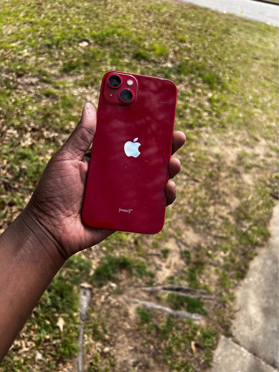 A picture of Red iPhone 13 128GB