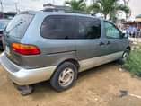 A picture of First body 2002 Toyota sienna Up for grabs 1 9M
