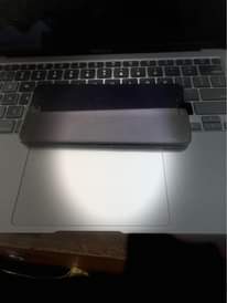A picture of IPhone 7 Plus gb 128