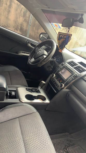 A picture of Toyota camry 2014 direct